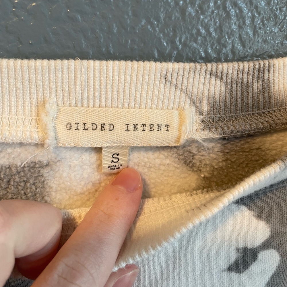 Buckle crew neck - Picture 2 of 2